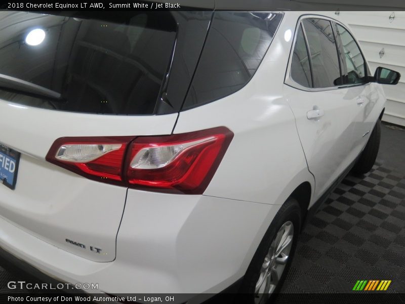 Summit White / Jet Black 2018 Chevrolet Equinox LT AWD