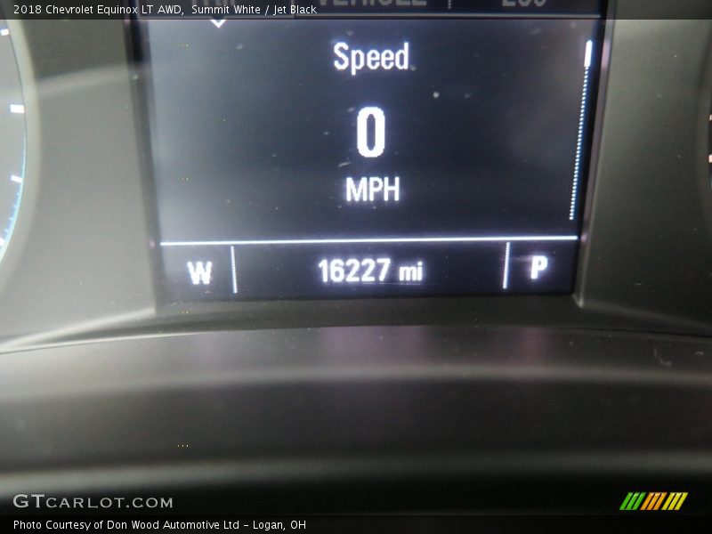 Summit White / Jet Black 2018 Chevrolet Equinox LT AWD