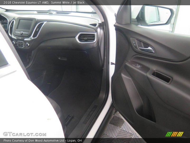 Summit White / Jet Black 2018 Chevrolet Equinox LT AWD
