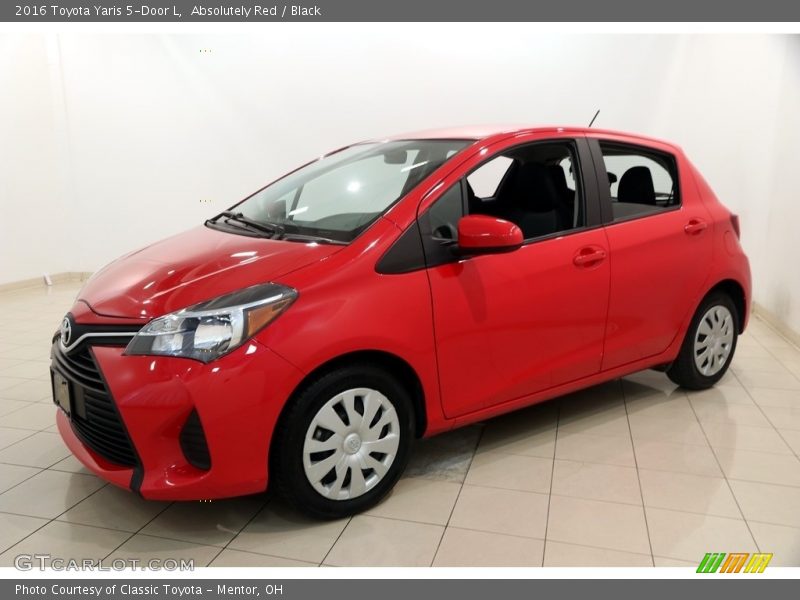 Absolutely Red / Black 2016 Toyota Yaris 5-Door L