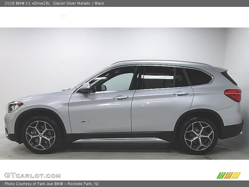 Glacier Silver Metallic / Black 2018 BMW X1 xDrive28i