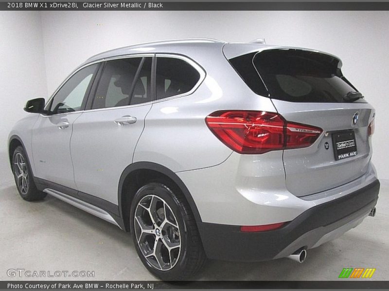 Glacier Silver Metallic / Black 2018 BMW X1 xDrive28i