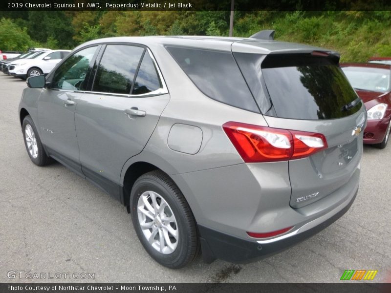 Pepperdust Metallic / Jet Black 2019 Chevrolet Equinox LT AWD