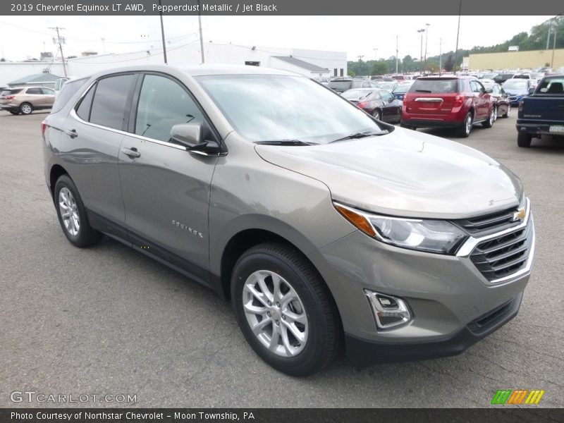 Pepperdust Metallic / Jet Black 2019 Chevrolet Equinox LT AWD