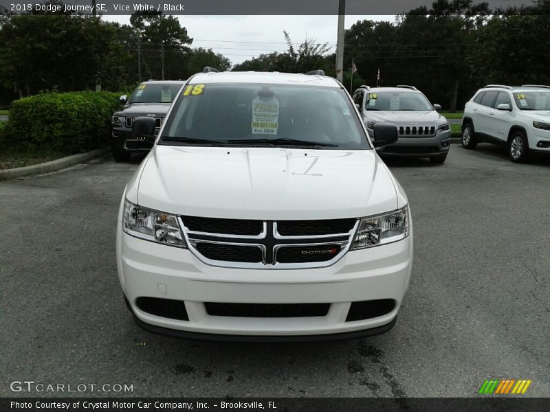 Vice White / Black 2018 Dodge Journey SE