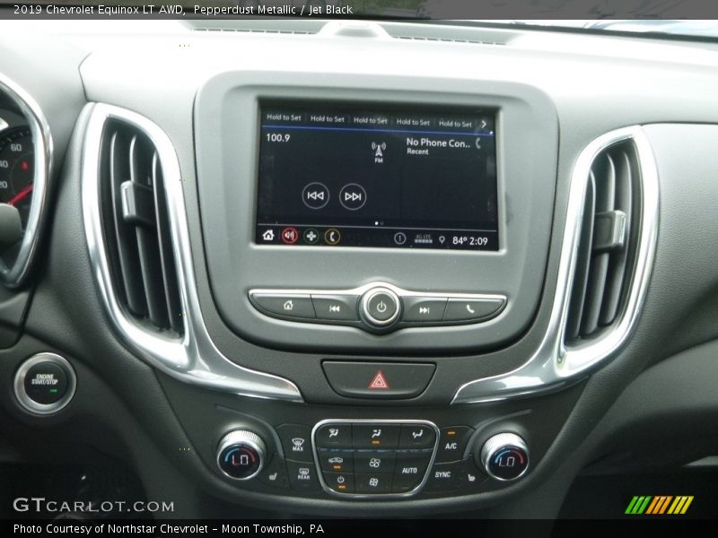 Pepperdust Metallic / Jet Black 2019 Chevrolet Equinox LT AWD