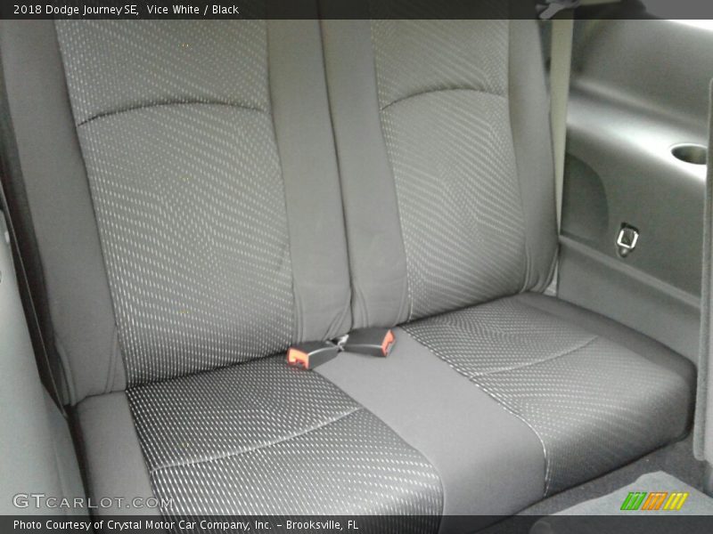 Vice White / Black 2018 Dodge Journey SE