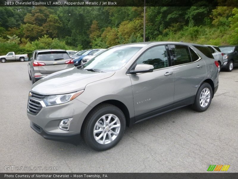 Pepperdust Metallic / Jet Black 2019 Chevrolet Equinox LT AWD
