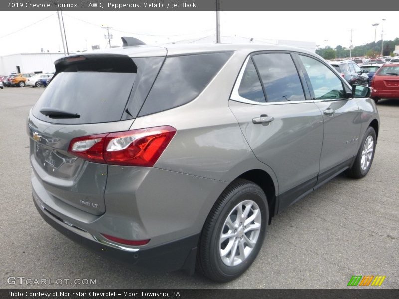 Pepperdust Metallic / Jet Black 2019 Chevrolet Equinox LT AWD