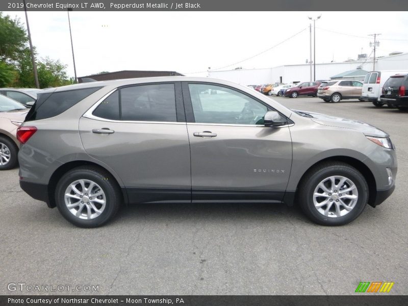 Pepperdust Metallic / Jet Black 2019 Chevrolet Equinox LT AWD