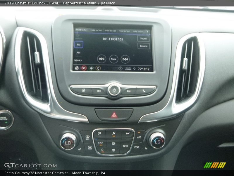 Pepperdust Metallic / Jet Black 2019 Chevrolet Equinox LT AWD
