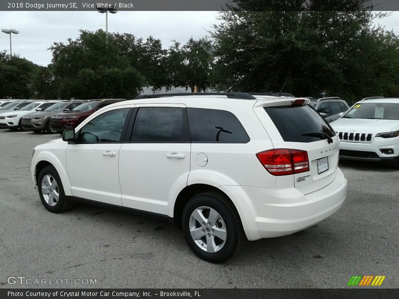 Vice White / Black 2018 Dodge Journey SE