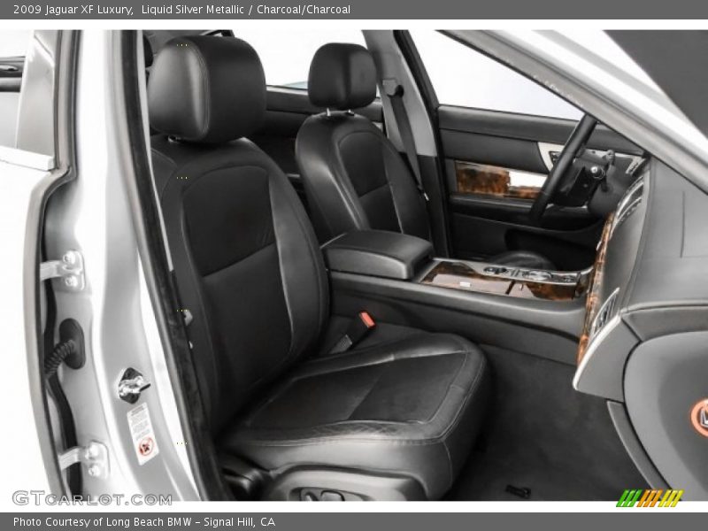 Liquid Silver Metallic / Charcoal/Charcoal 2009 Jaguar XF Luxury
