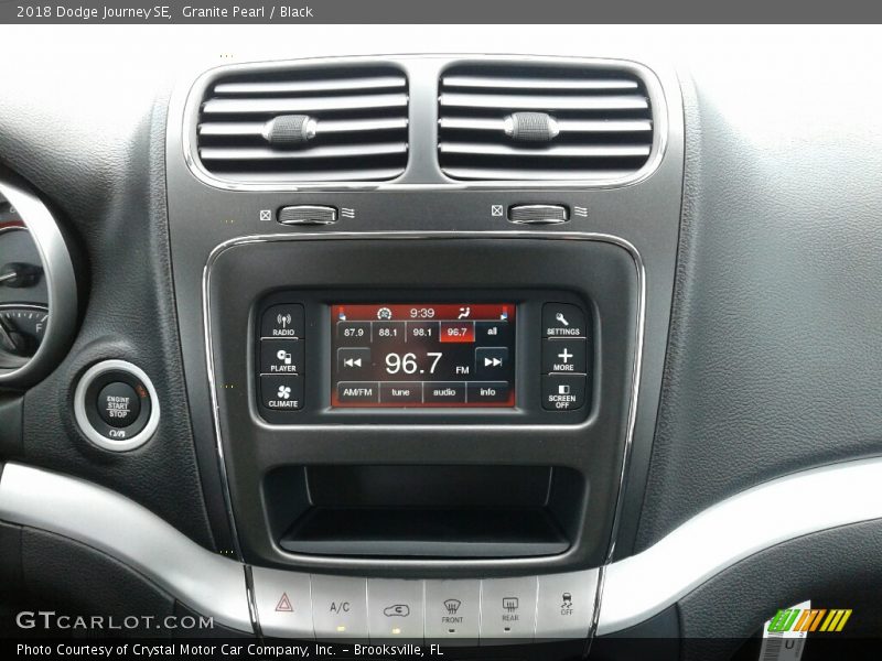 Granite Pearl / Black 2018 Dodge Journey SE