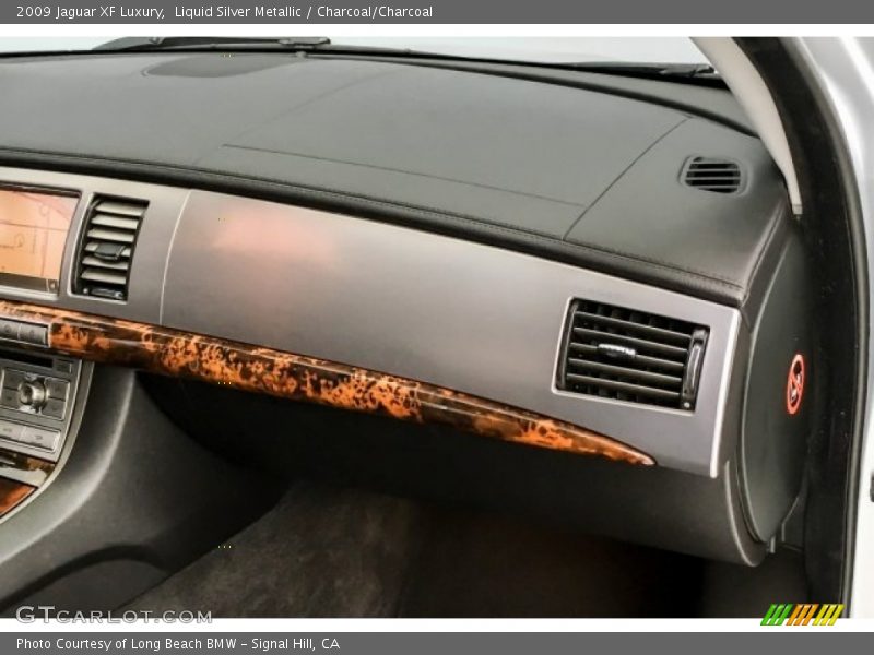 Liquid Silver Metallic / Charcoal/Charcoal 2009 Jaguar XF Luxury