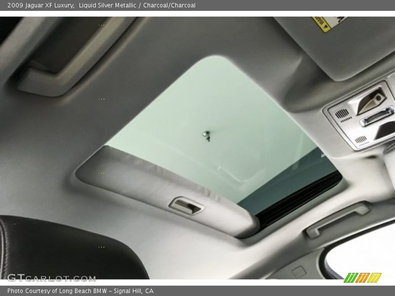 Liquid Silver Metallic / Charcoal/Charcoal 2009 Jaguar XF Luxury