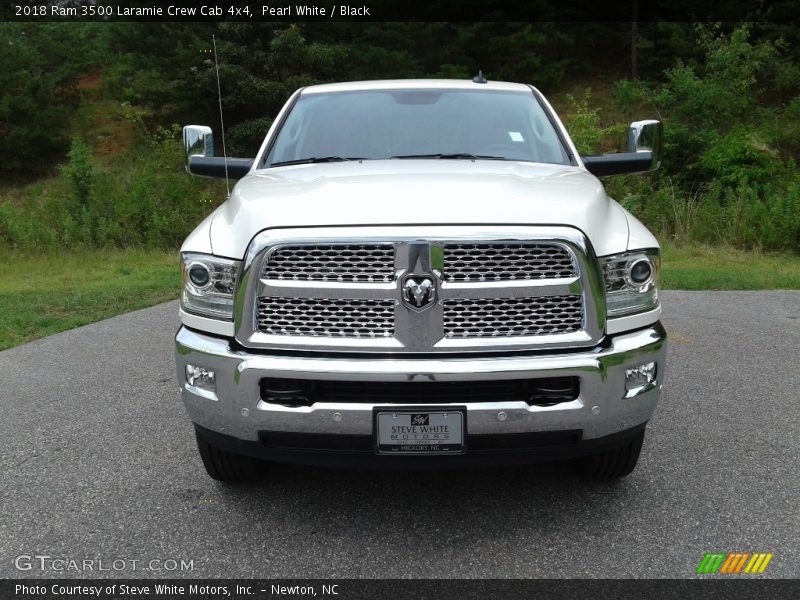 Pearl White / Black 2018 Ram 3500 Laramie Crew Cab 4x4