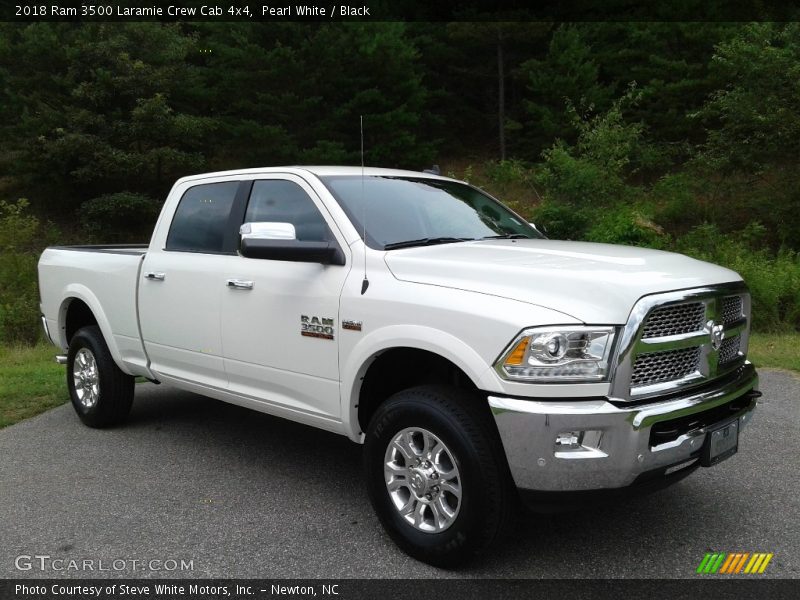 Front 3/4 View of 2018 3500 Laramie Crew Cab 4x4
