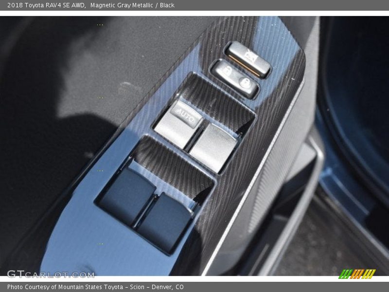 Magnetic Gray Metallic / Black 2018 Toyota RAV4 SE AWD