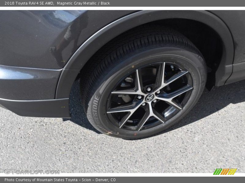 Magnetic Gray Metallic / Black 2018 Toyota RAV4 SE AWD