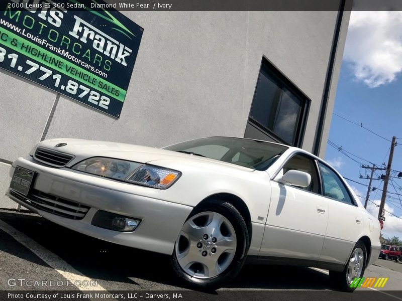 Diamond White Pearl / Ivory 2000 Lexus ES 300 Sedan
