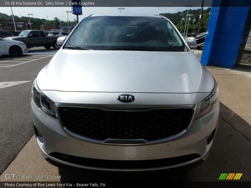 Silky Silver / Dark Graphite 2018 Kia Sedona EX