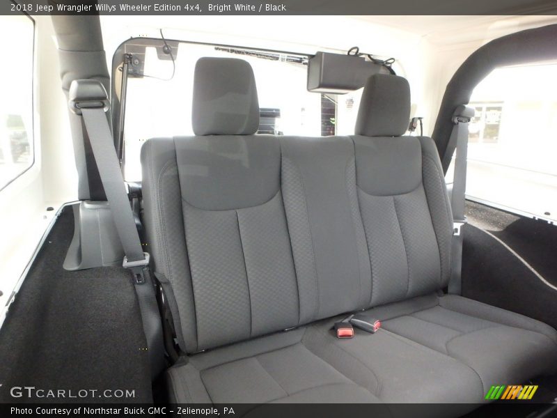 Bright White / Black 2018 Jeep Wrangler Willys Wheeler Edition 4x4