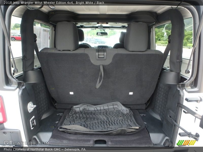 Bright White / Black 2018 Jeep Wrangler Willys Wheeler Edition 4x4