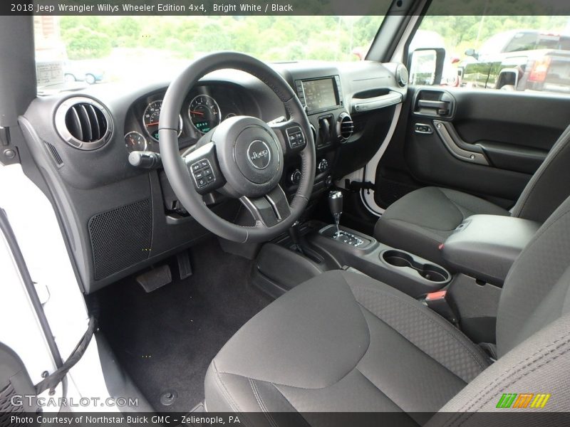 Bright White / Black 2018 Jeep Wrangler Willys Wheeler Edition 4x4