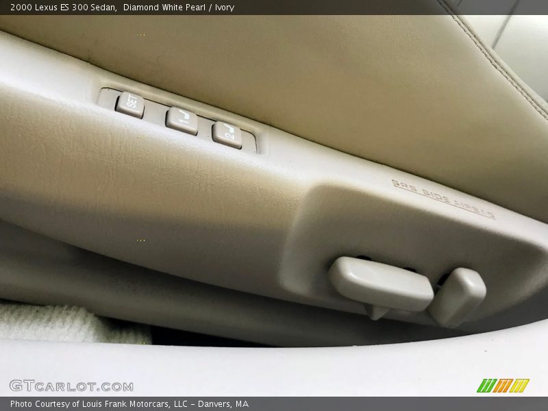 Diamond White Pearl / Ivory 2000 Lexus ES 300 Sedan
