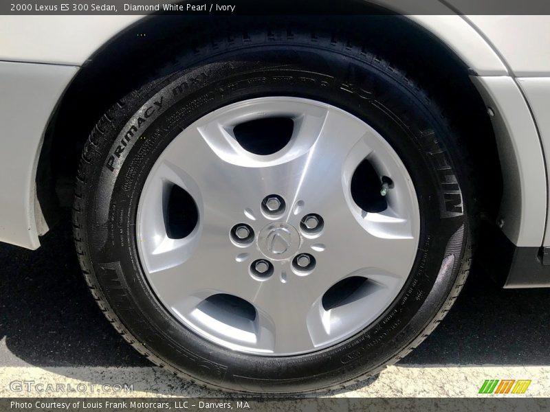 Diamond White Pearl / Ivory 2000 Lexus ES 300 Sedan