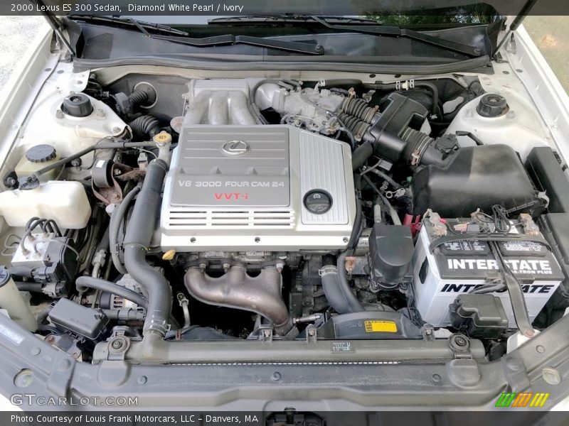 Diamond White Pearl / Ivory 2000 Lexus ES 300 Sedan