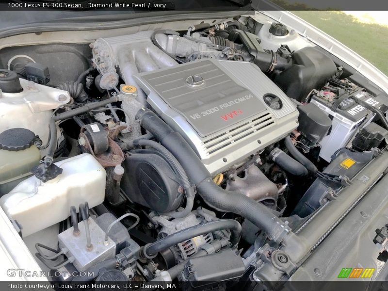 Diamond White Pearl / Ivory 2000 Lexus ES 300 Sedan