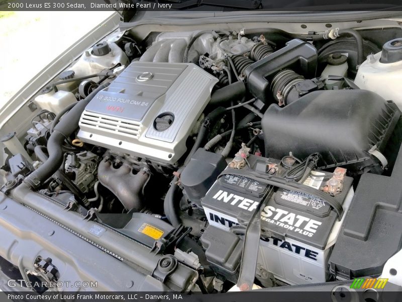 Diamond White Pearl / Ivory 2000 Lexus ES 300 Sedan