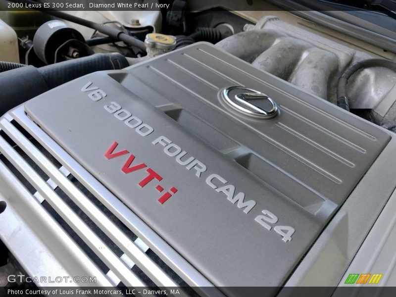 Diamond White Pearl / Ivory 2000 Lexus ES 300 Sedan