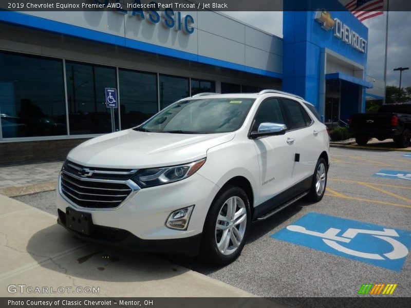 Iridescent Pearl Tricoat / Jet Black 2019 Chevrolet Equinox Premier AWD