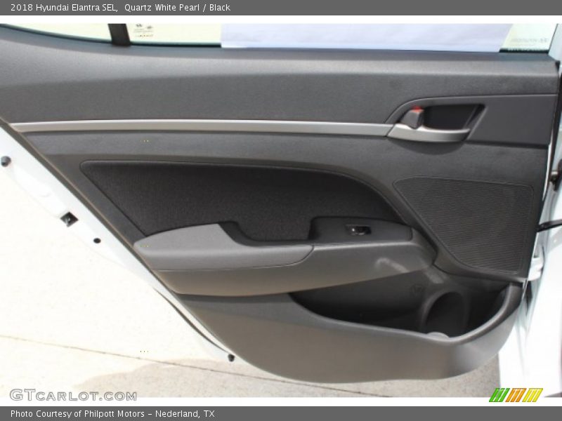 Quartz White Pearl / Black 2018 Hyundai Elantra SEL