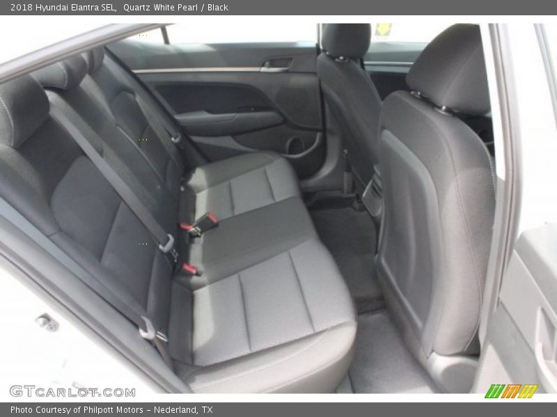 Quartz White Pearl / Black 2018 Hyundai Elantra SEL