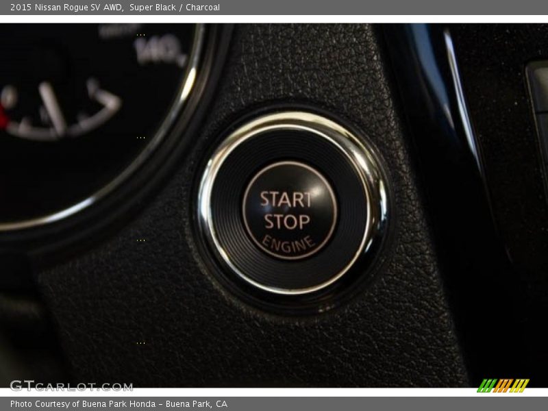Super Black / Charcoal 2015 Nissan Rogue SV AWD