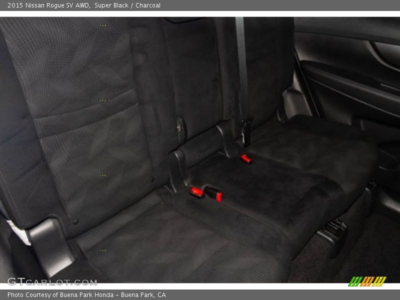 Super Black / Charcoal 2015 Nissan Rogue SV AWD