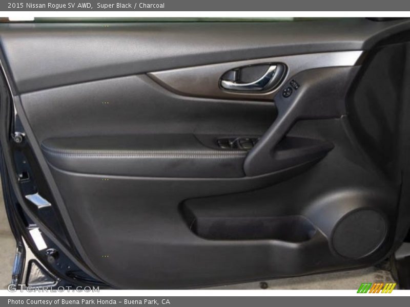 Super Black / Charcoal 2015 Nissan Rogue SV AWD