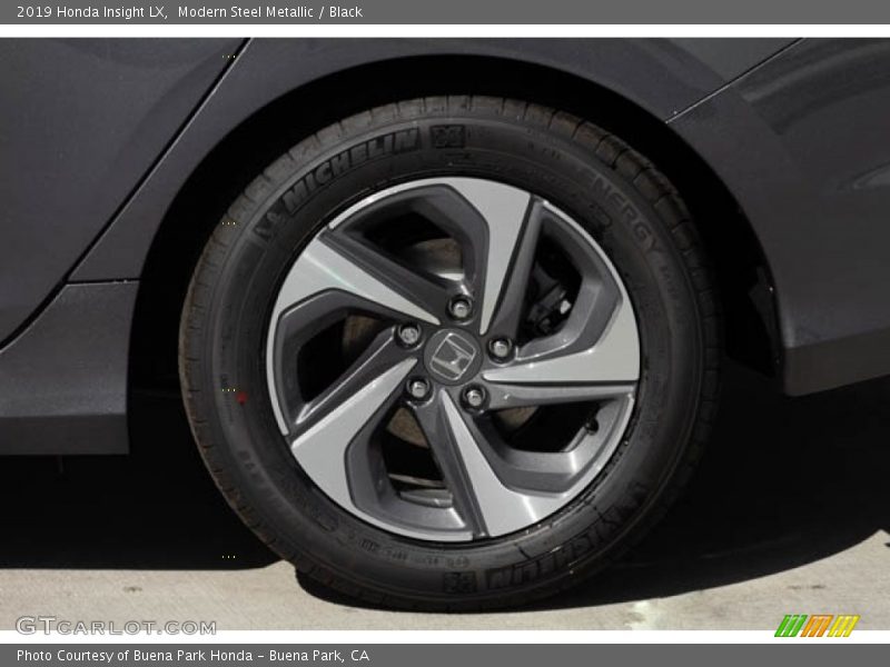 Modern Steel Metallic / Black 2019 Honda Insight LX