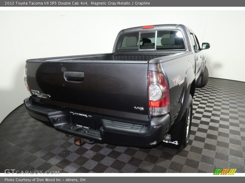 Magnetic Gray Metallic / Graphite 2013 Toyota Tacoma V6 SR5 Double Cab 4x4