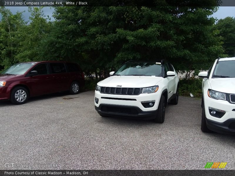 White / Black 2018 Jeep Compass Latitude 4x4