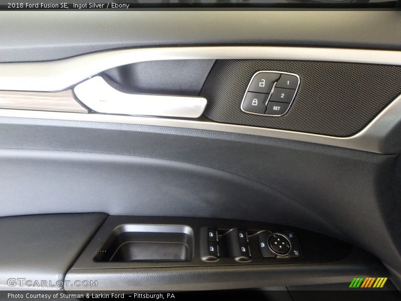 Ingot Silver / Ebony 2018 Ford Fusion SE