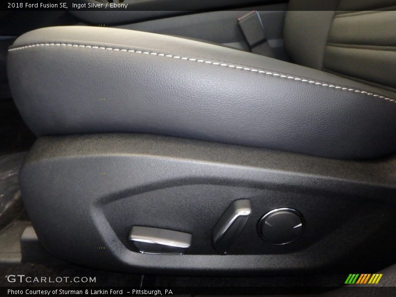 Ingot Silver / Ebony 2018 Ford Fusion SE