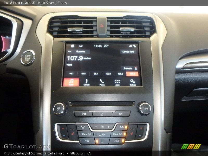 Ingot Silver / Ebony 2018 Ford Fusion SE