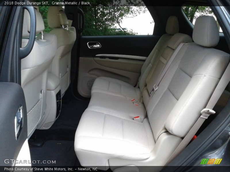 Granite Metallic / Black 2018 Dodge Durango SXT