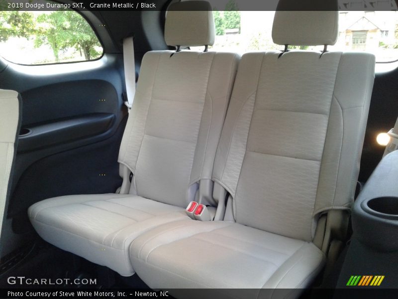 Granite Metallic / Black 2018 Dodge Durango SXT
