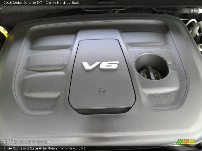 Granite Metallic / Black 2018 Dodge Durango SXT